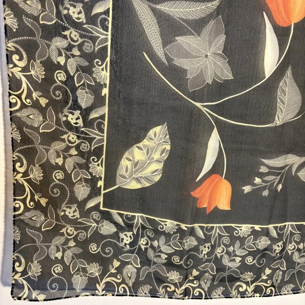 Smithsonian Institution Silk Scarf Made‎ in Italy Floral Black Collector 42x42